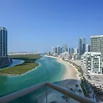 Luminous 1Br Apartment Al Reem