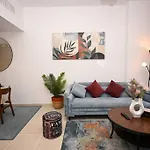 Luminous 1Br Apartment Al Reem