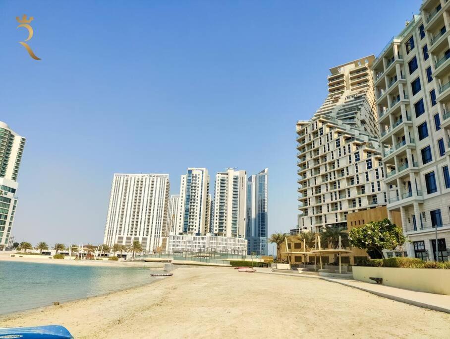 Luminous 1br Al Reem